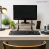 suporte para monitor ergolution preto em uso 2